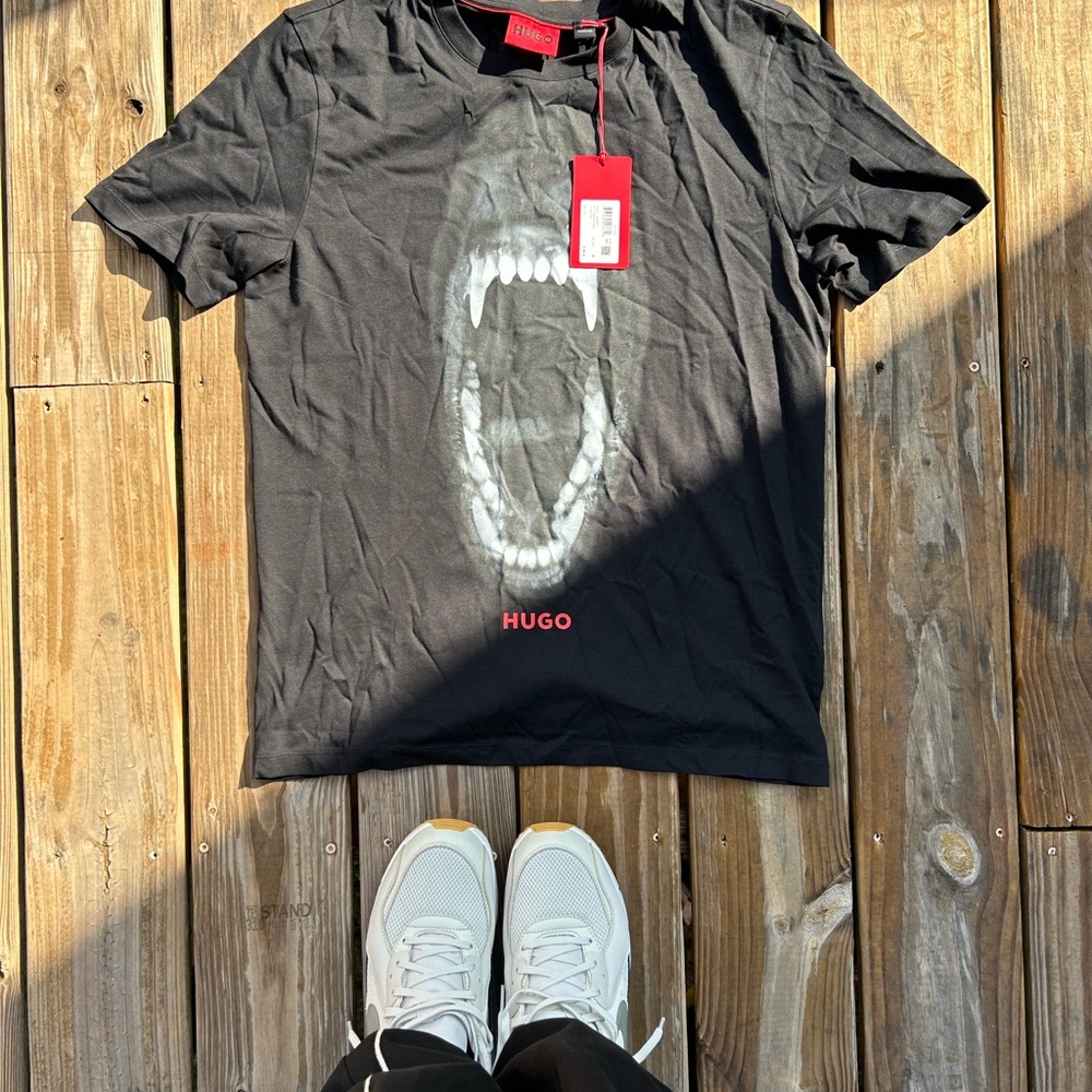 Hugo Boss Black Short Sleeve Tee with Graphic Print